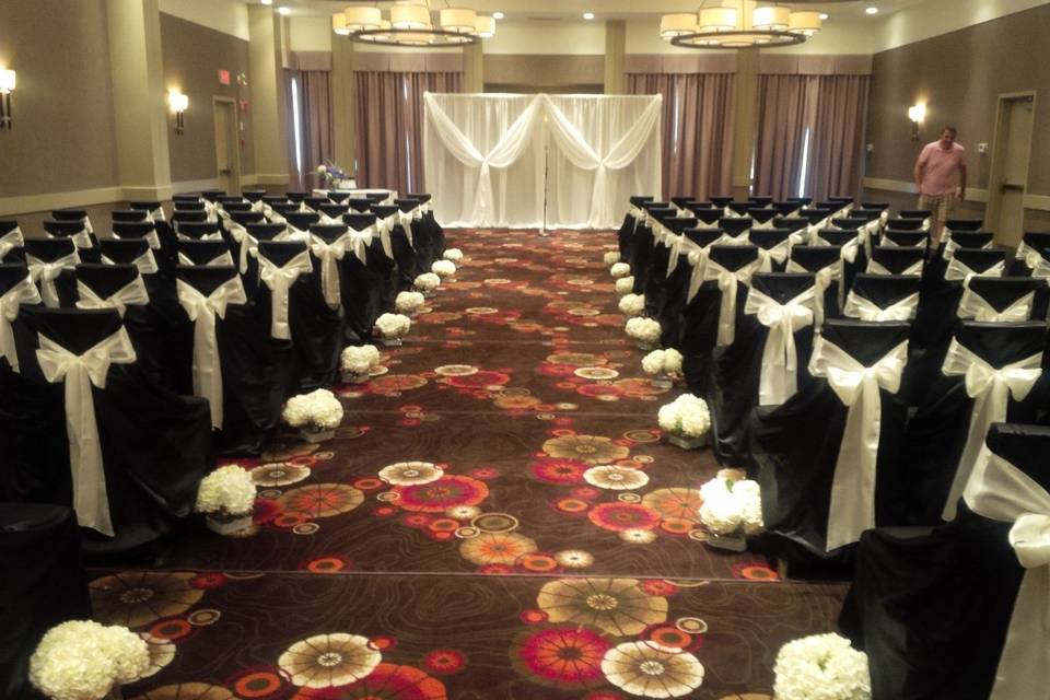 Simple hydrangea centerpieces