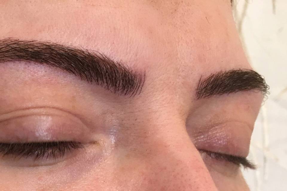 Before and after-microblading