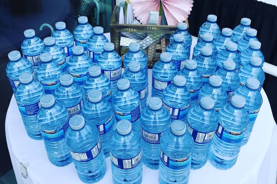 Water table for ceremony guest