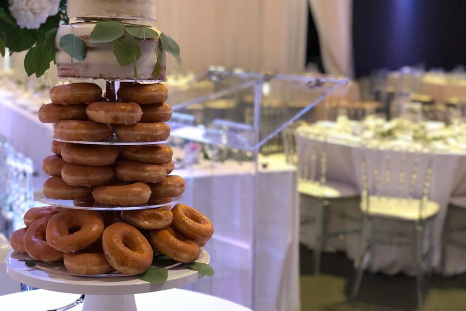 Donut Cake