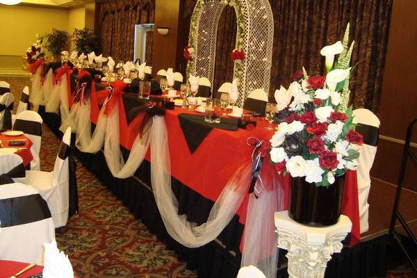 Head table.jpg