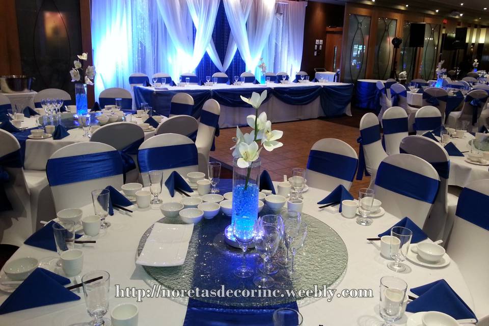 Royal blue wedding decorations