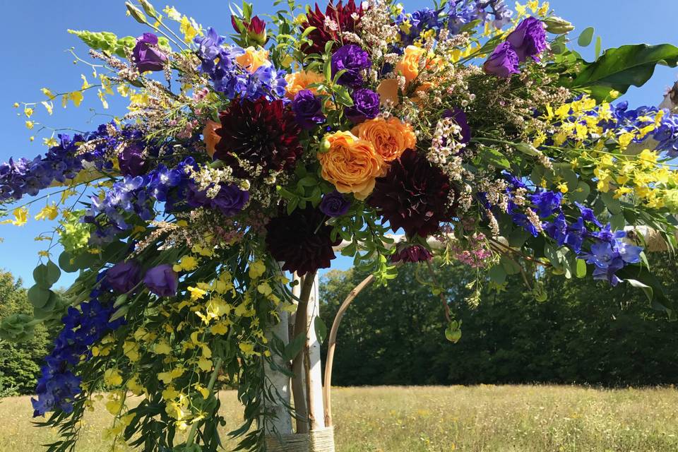 Boho Theme Wedding Flora Arch