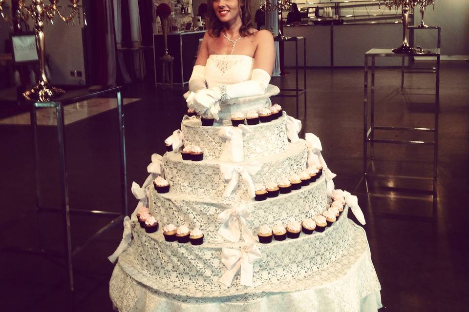 Rent A Wedding Cupcake Lady