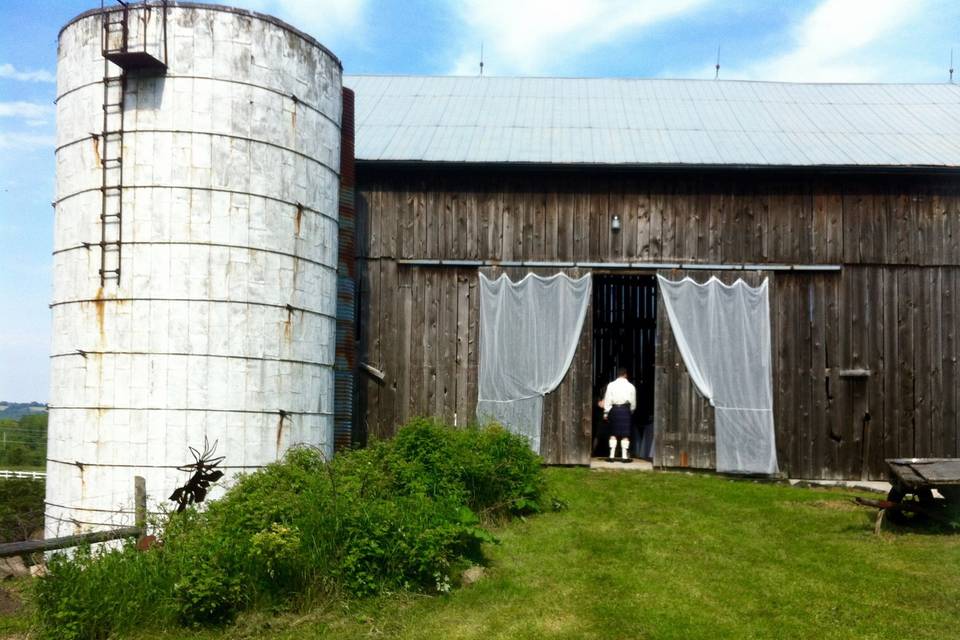 Collingwood Barn Wedding