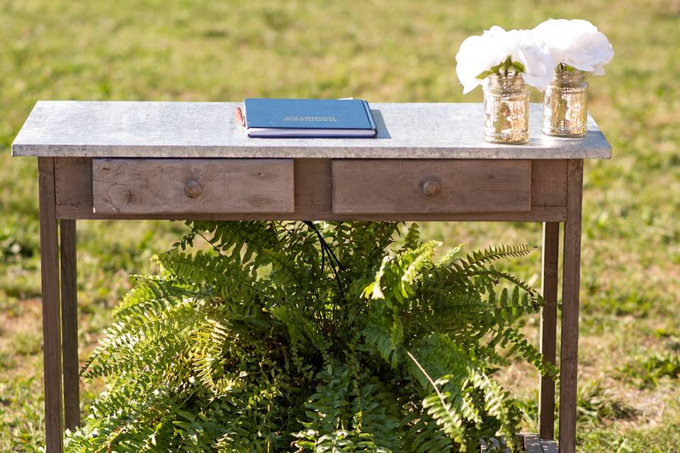 Wedding Signing Table