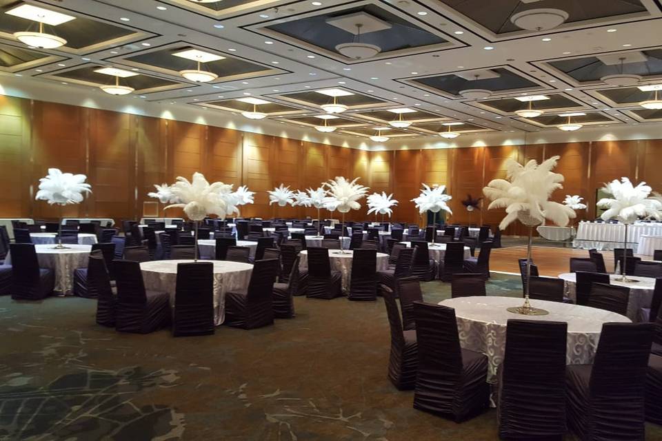 Feather Centrepieces