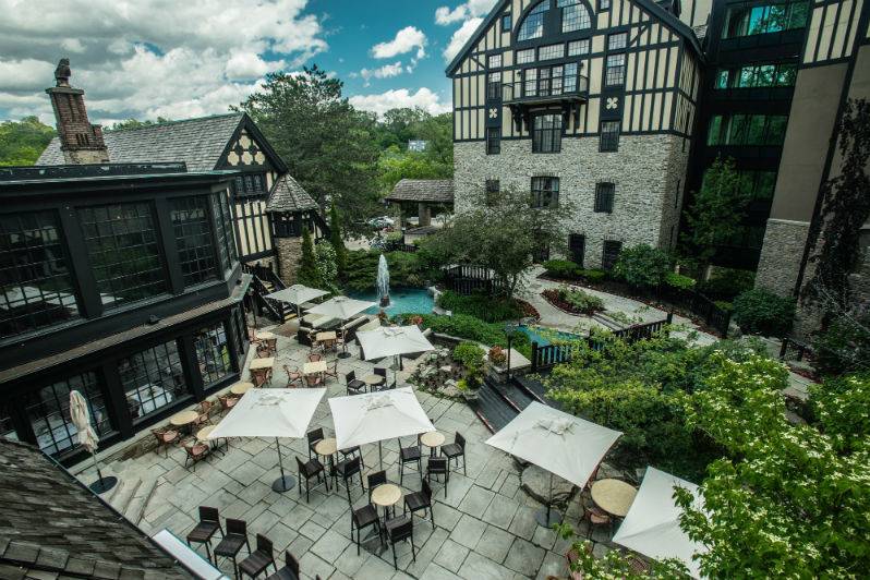 Old Mill Toronto Venue Toronto Weddingwire Ca   Patio2 50 6363 