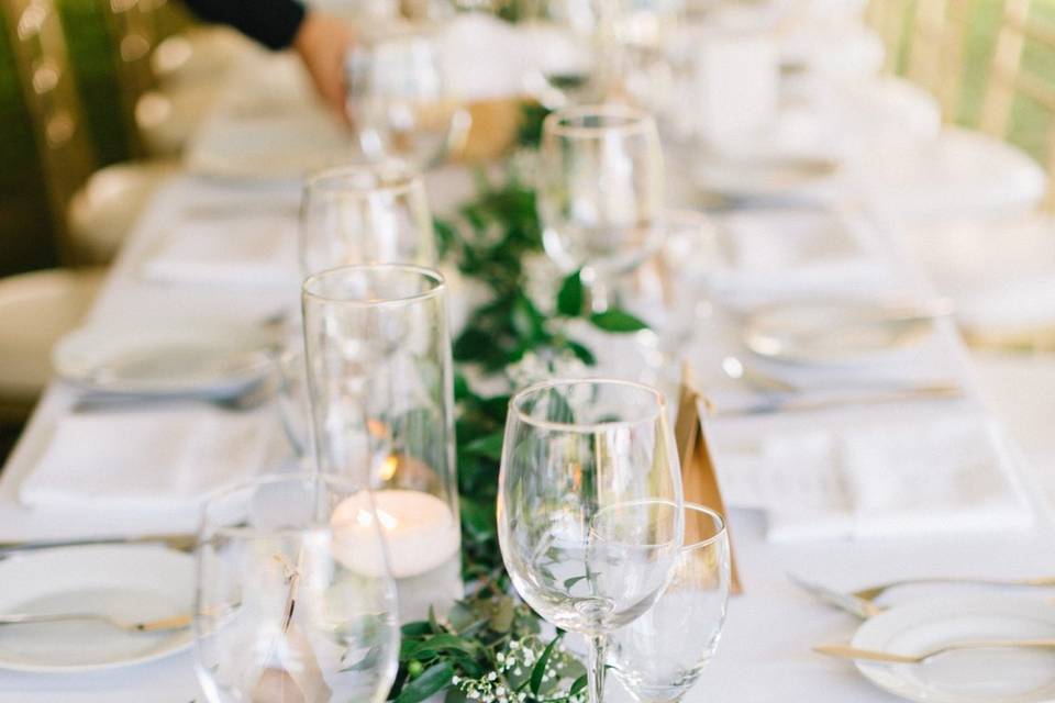 Simple table decor