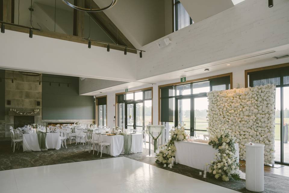 Dancefloor, Head Table