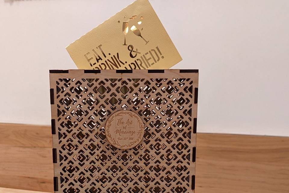 Envelope card box