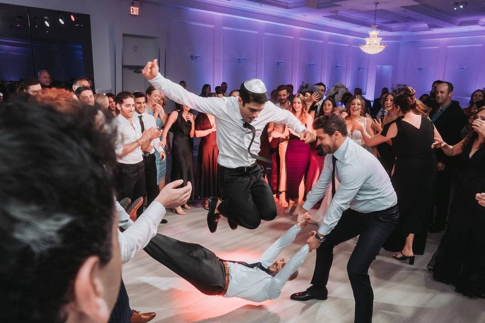 Ivan Li Weddings
