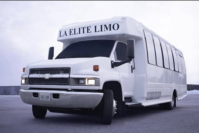 Limo Bus