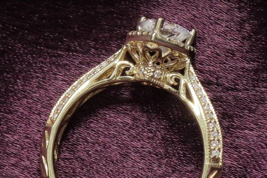 Vintage Style Diamond Ring