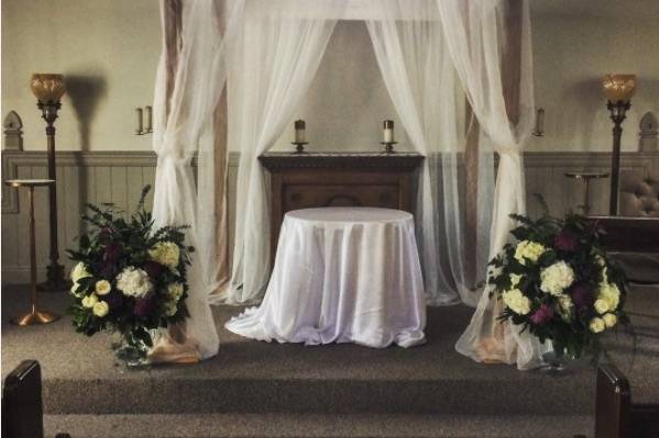 Rustic draping over cedar