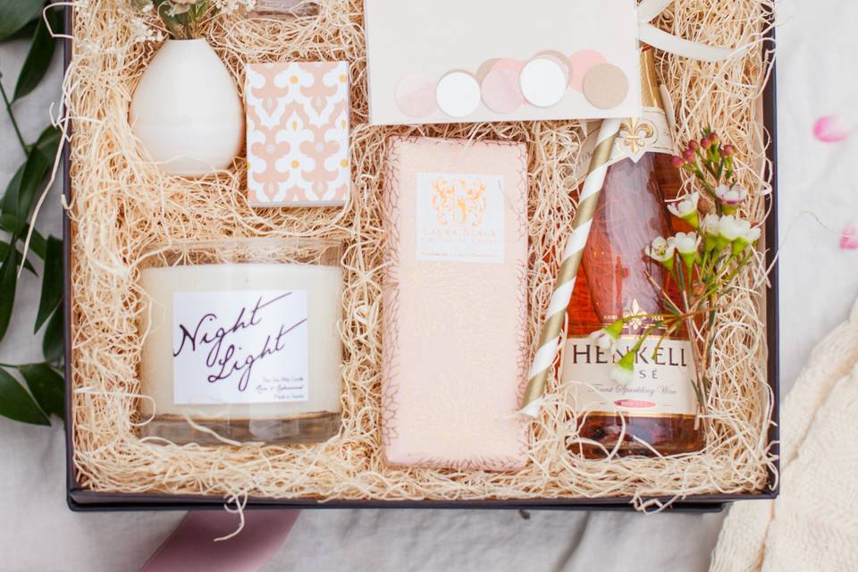 Blush box bridesmaid gift box