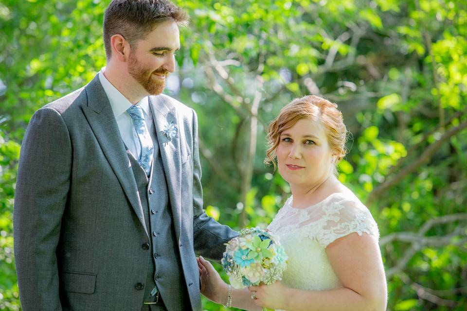 Springtime bride and groom