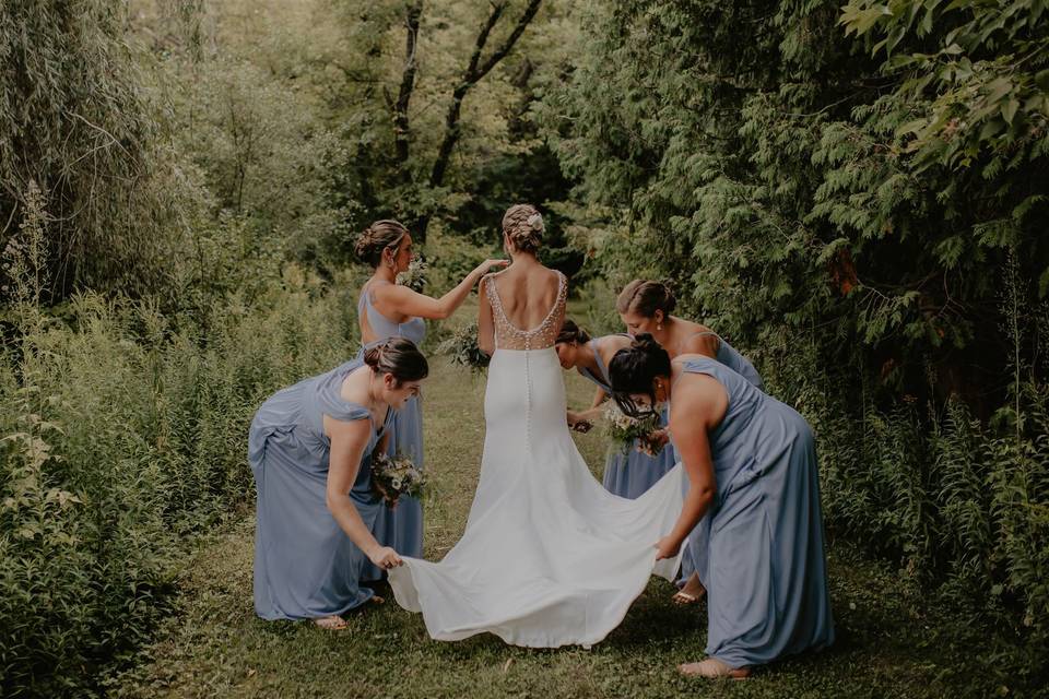 The Ladies by the pond