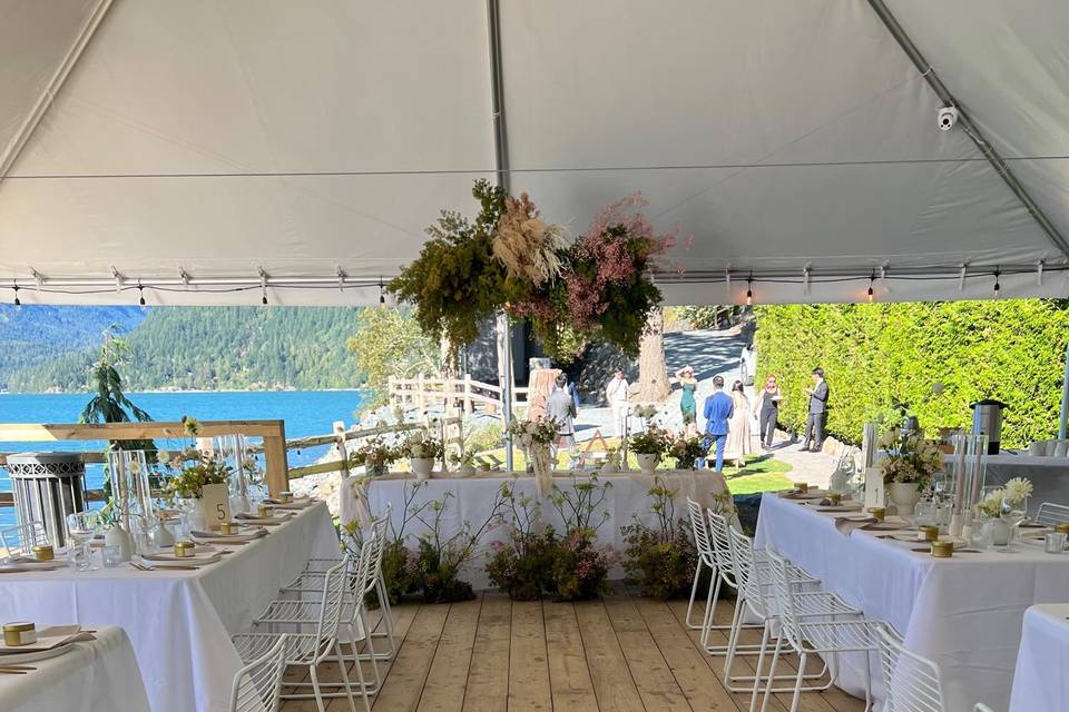 Picturesque sweetheart table