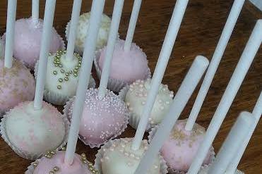 Bridal shower cake pops