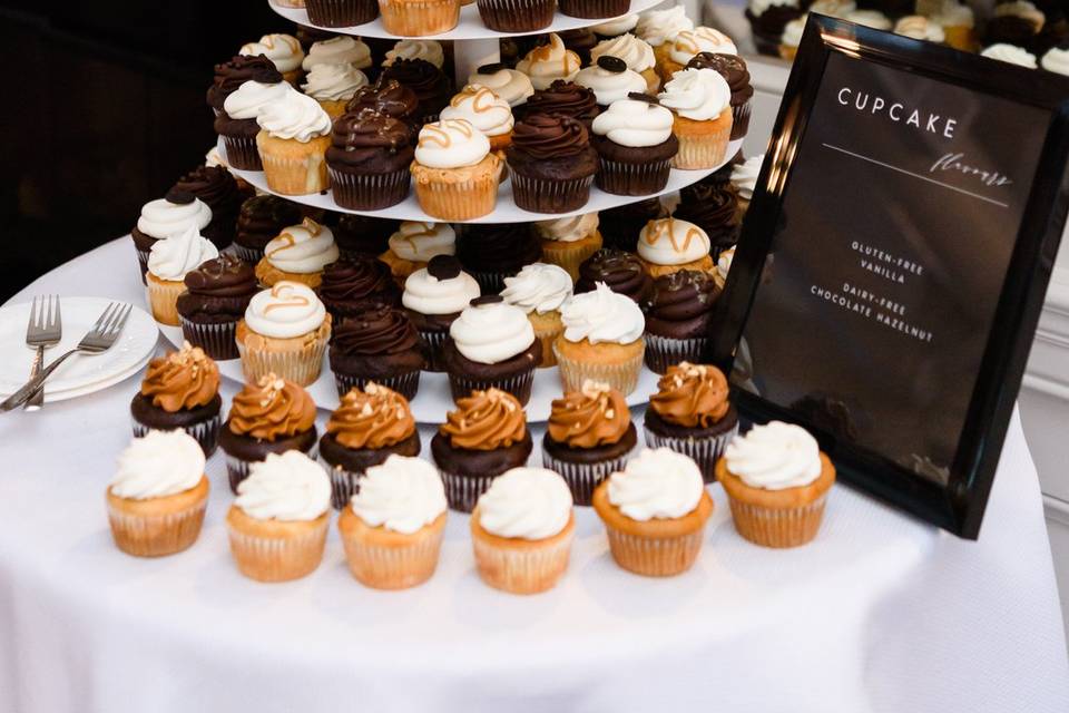 Halton wedding cupcakes