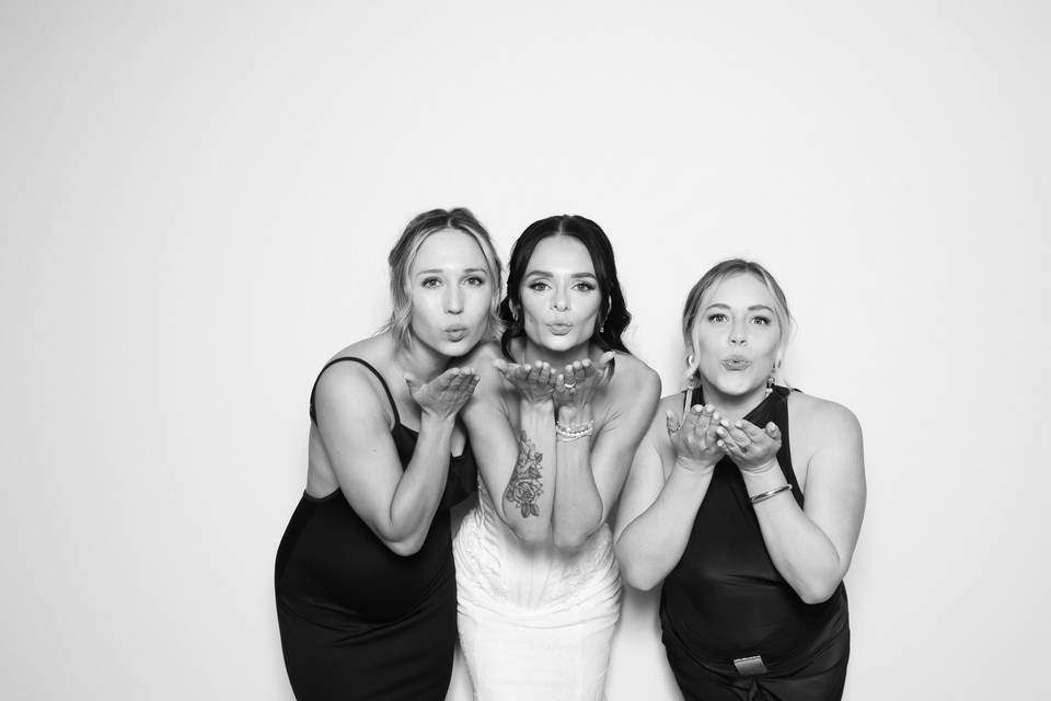 Glam Photo Booth