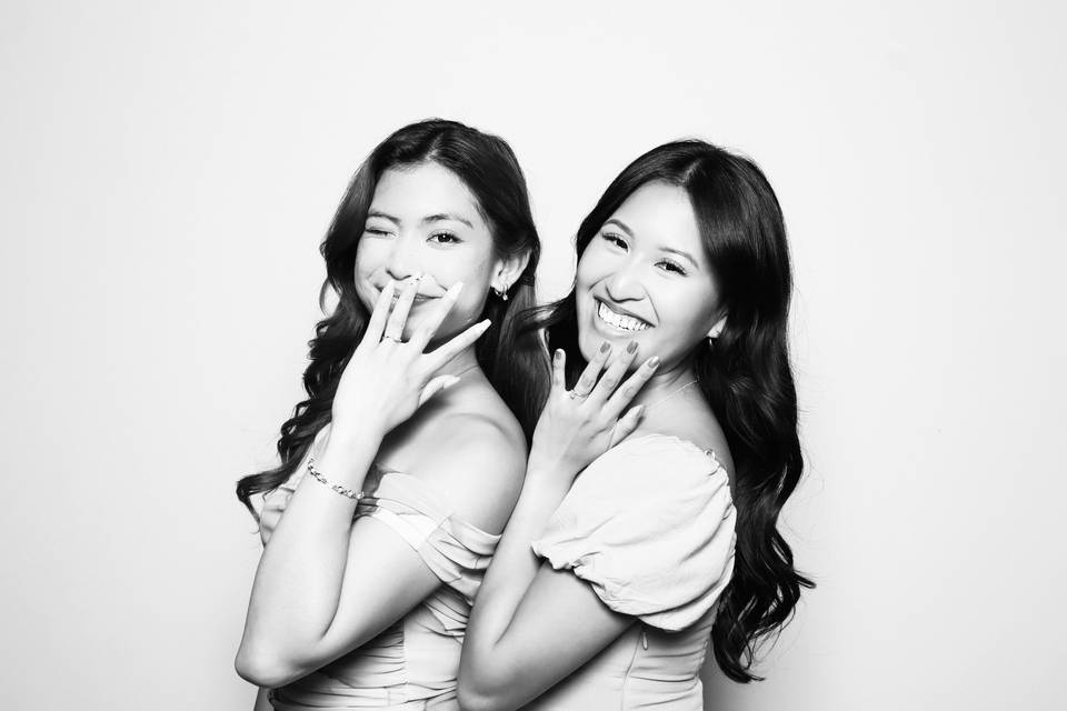 Glam Photo Booth