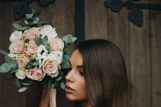 Irina Gusachenko-photographer Toronto/Orangeville/ Brampton