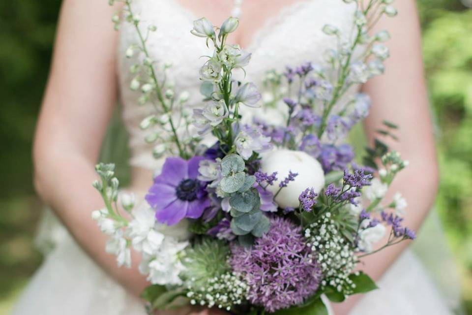 A mauve bridal bouquet