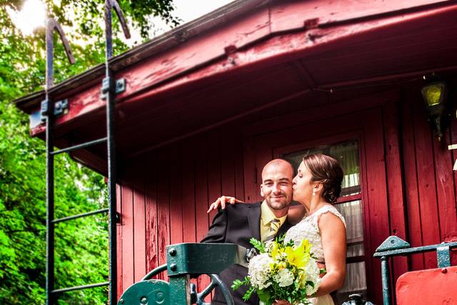 Amy and Derrick - Newlyweds!