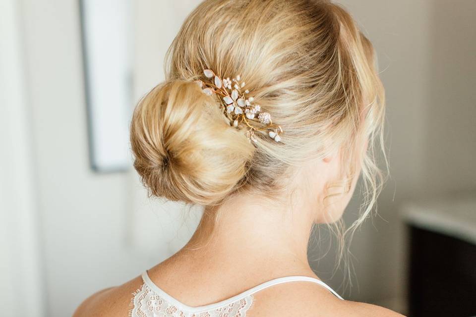 Ballerina bun bride