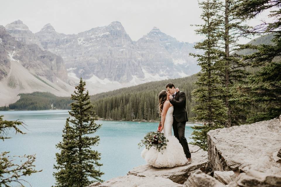 Moraine Lake elopement