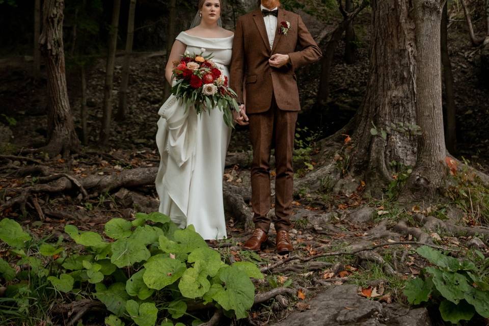 Woodsy bridal elopement