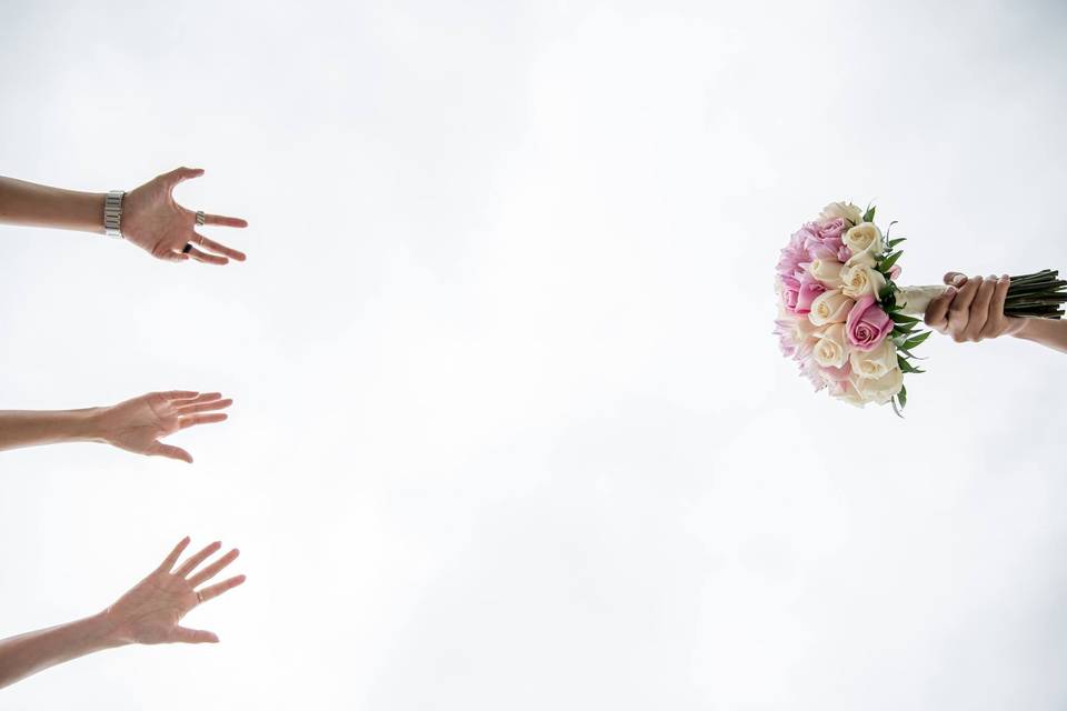 Toronto bouquet toss