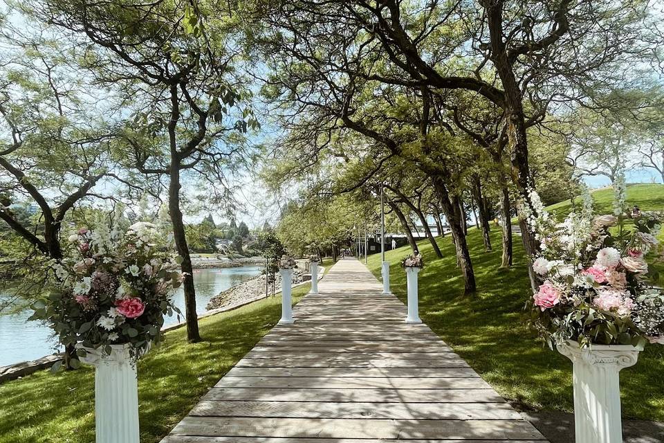 Shaded walkway - Memories with Madely