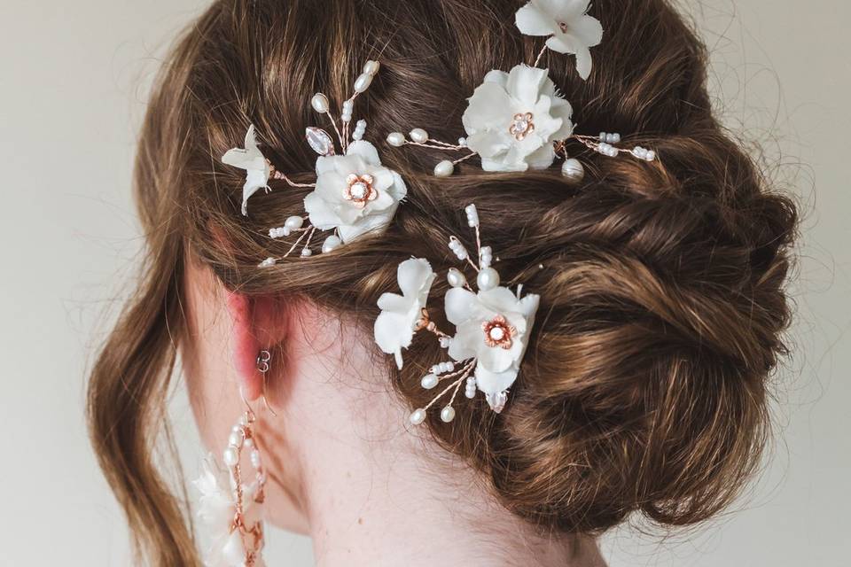 ELAILA silk flower hair pins