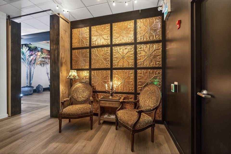 The old money hallway