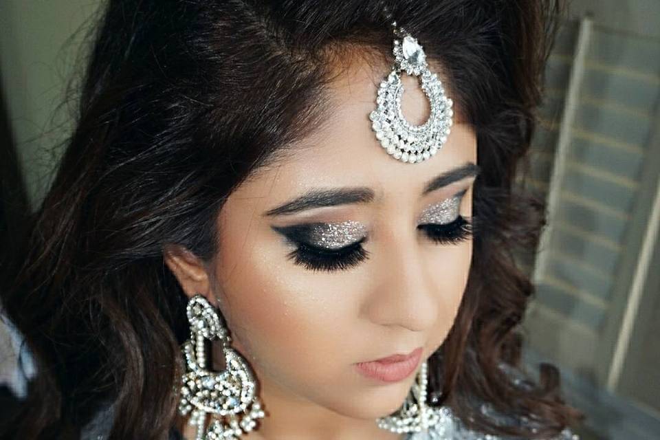 Pakistani bridesmaid makeup