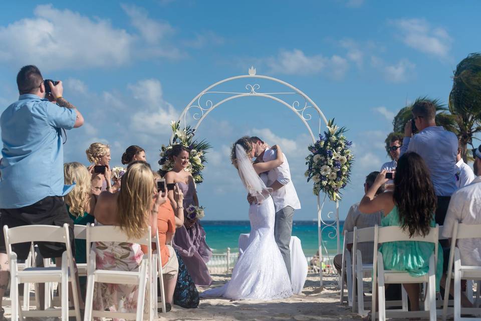 Marlin Travel Presents: Destination Weddings by Kiki