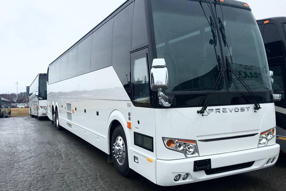 Perimeter Transportation Luxury Bus Charters