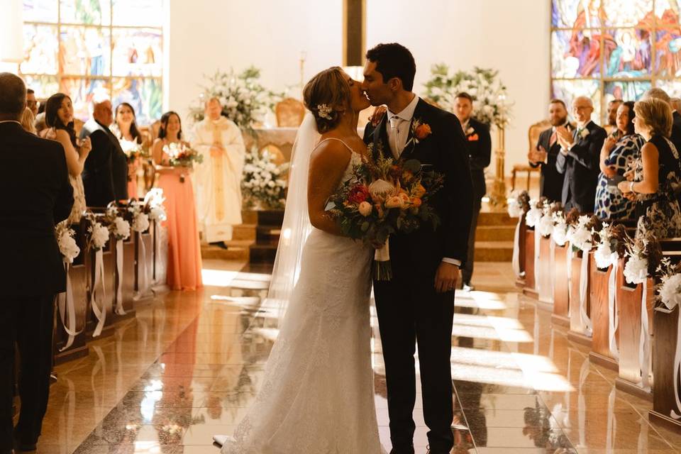 Down the aisle kiss