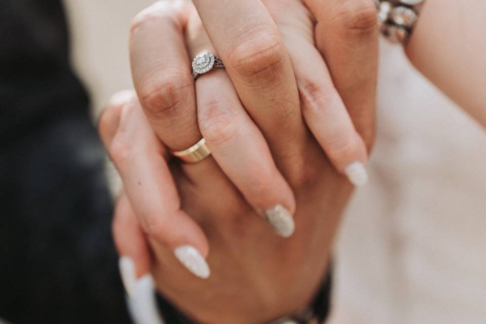L & J