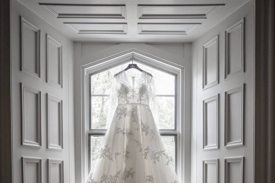 Wedding dress