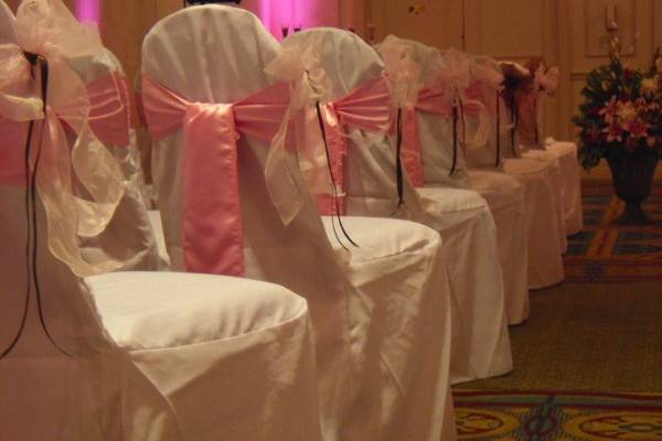 Delta pink and brown head table best.JPG