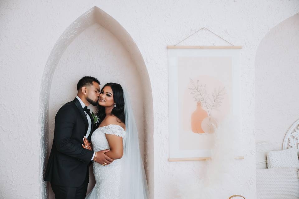 London Wedding Photographer  Kelly Moore Bag Review: The Juju