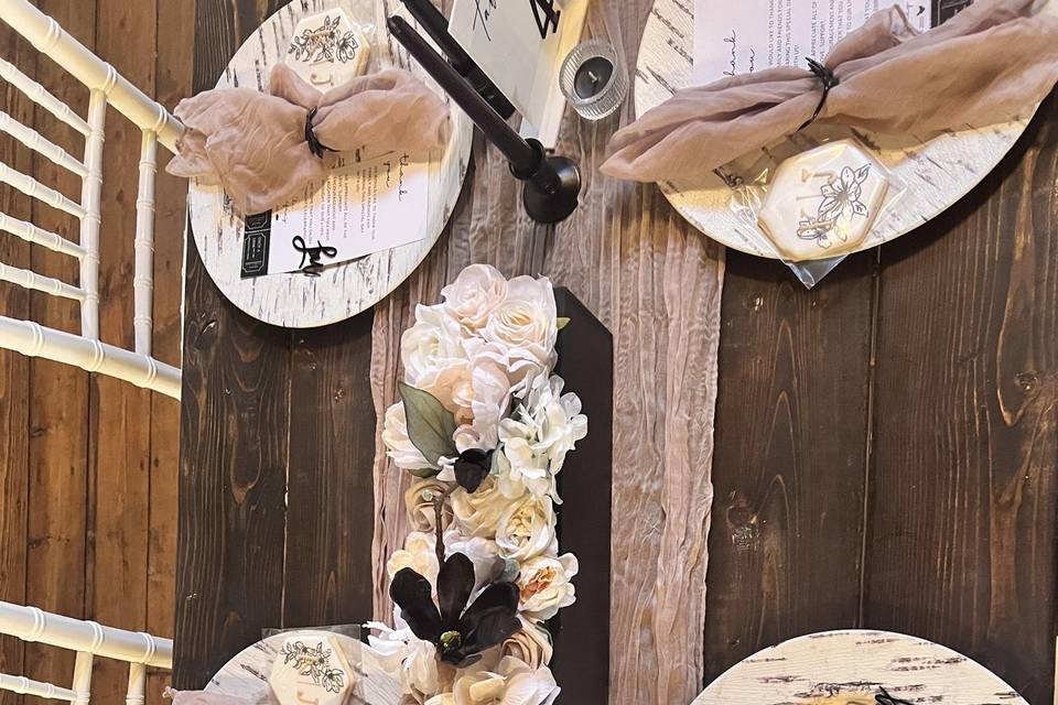 Tablescape