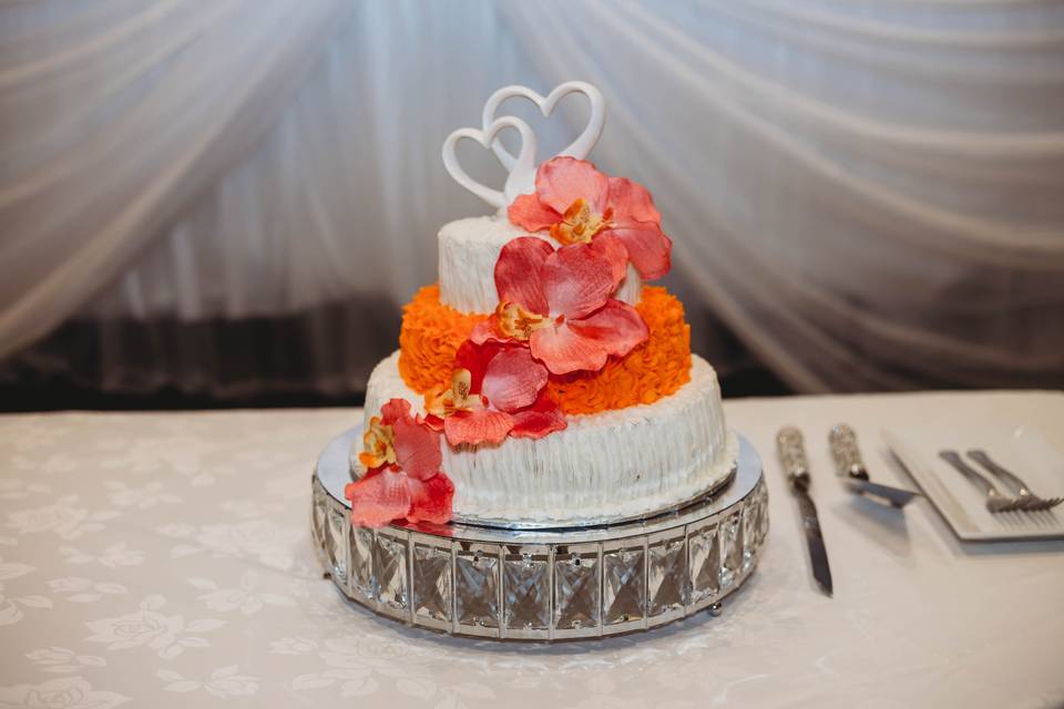 Gorgeous cake table