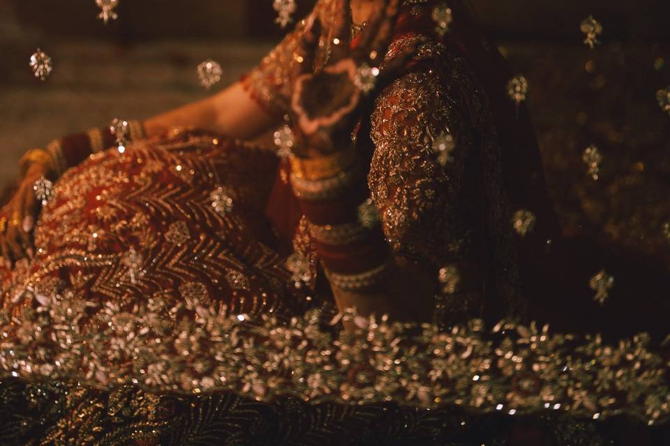 Graceful bridal style.