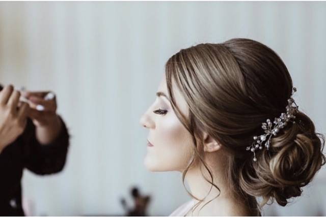 Brilliant bridal hairstyle