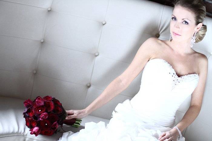 Montreal Bride Makeup Ally Zwonok (6).jpg